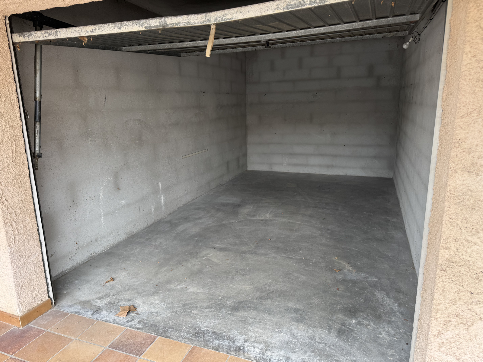 Image_3, Garage, Le Beausset, ref :702