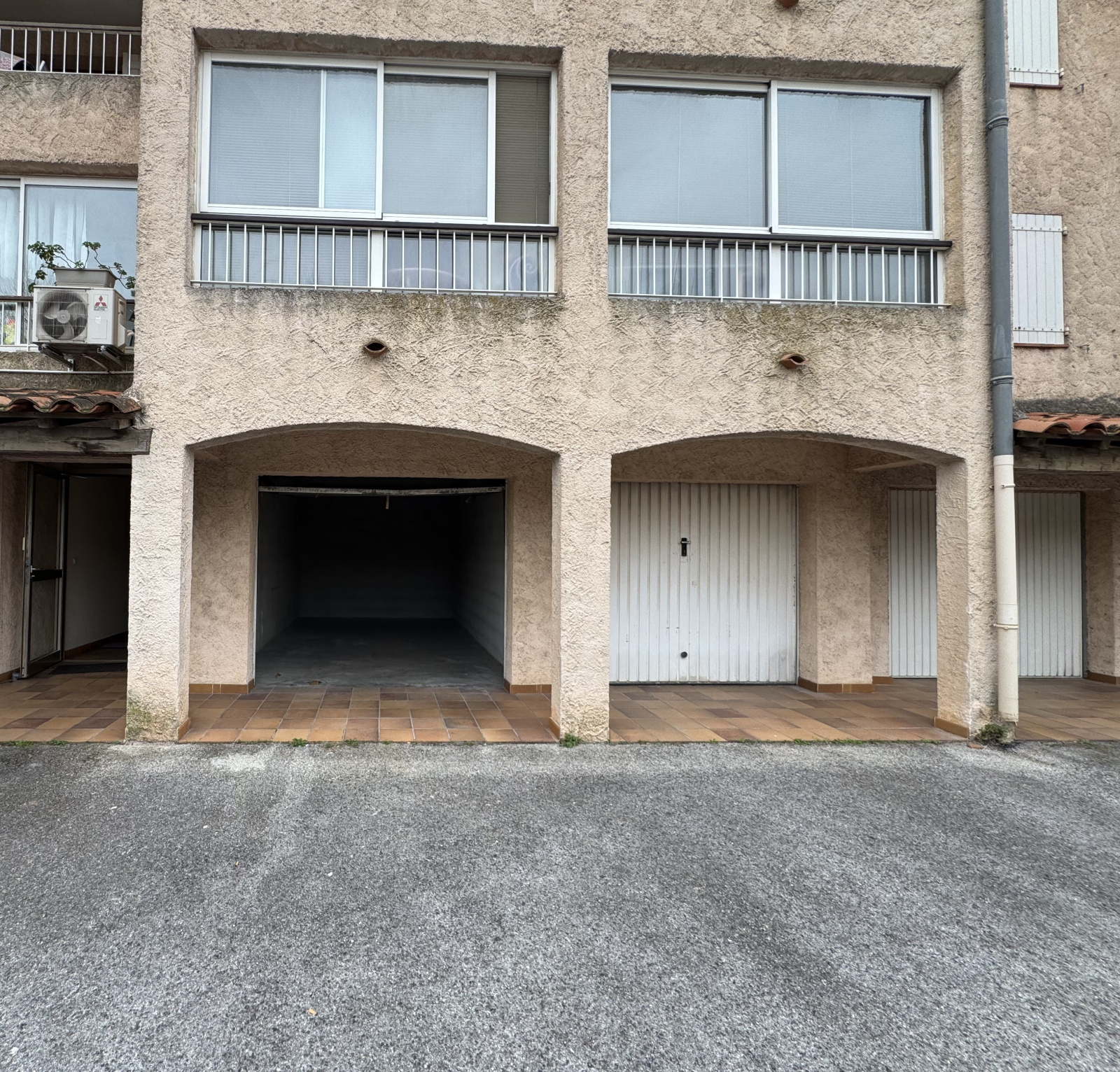 Image_1, Garage, Le Beausset, ref :702