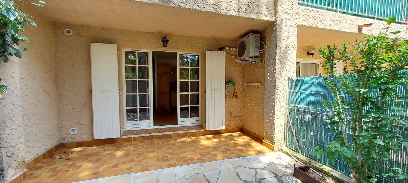 Image_1, Studio, Le Beausset, ref :668